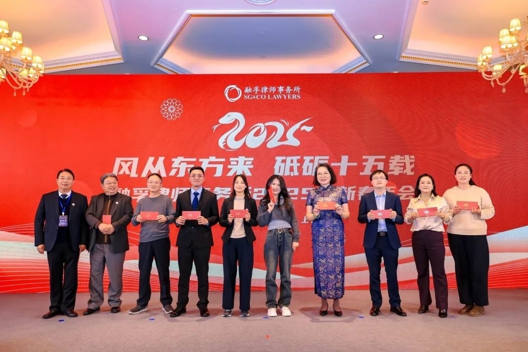 7602f120e0a7e2436fb58f81c8b94bc9.jpg